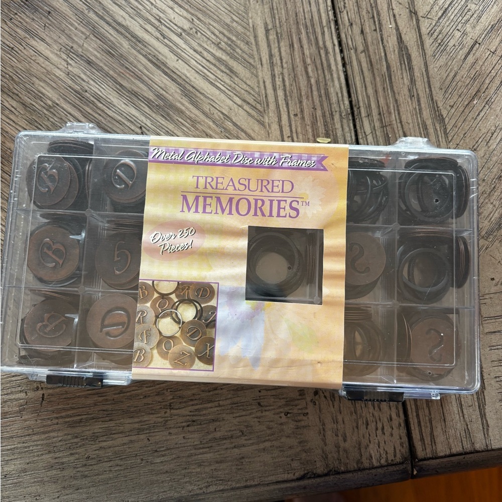 Treasured Memories Metal Alphabet Dies